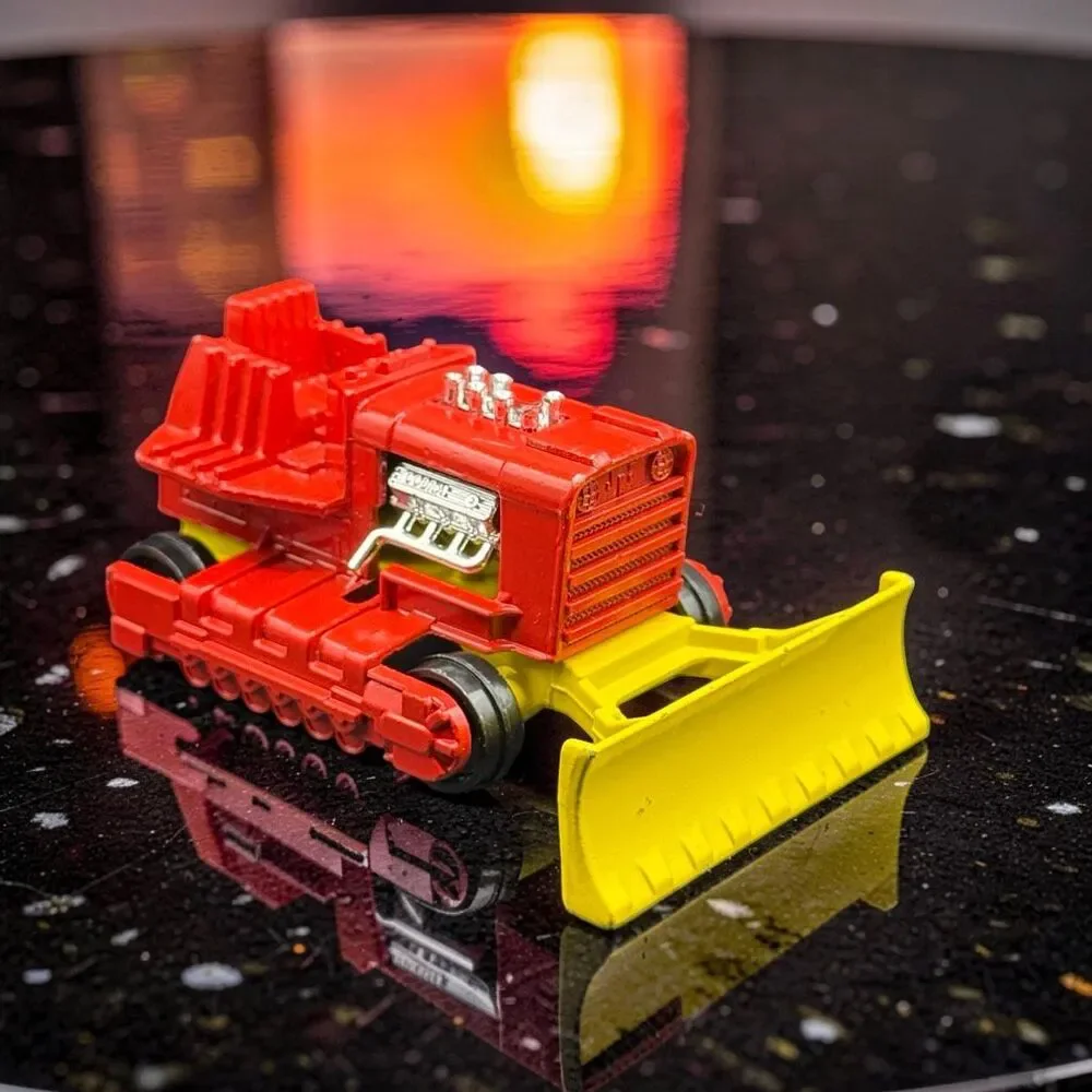 Vintage 1974 Matchbox Lesney Super Kings K-23 Red & Yellow Super Bulldozer A67